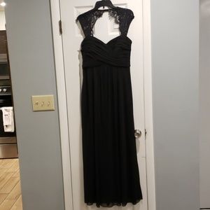 Black cap sleeved formal dress